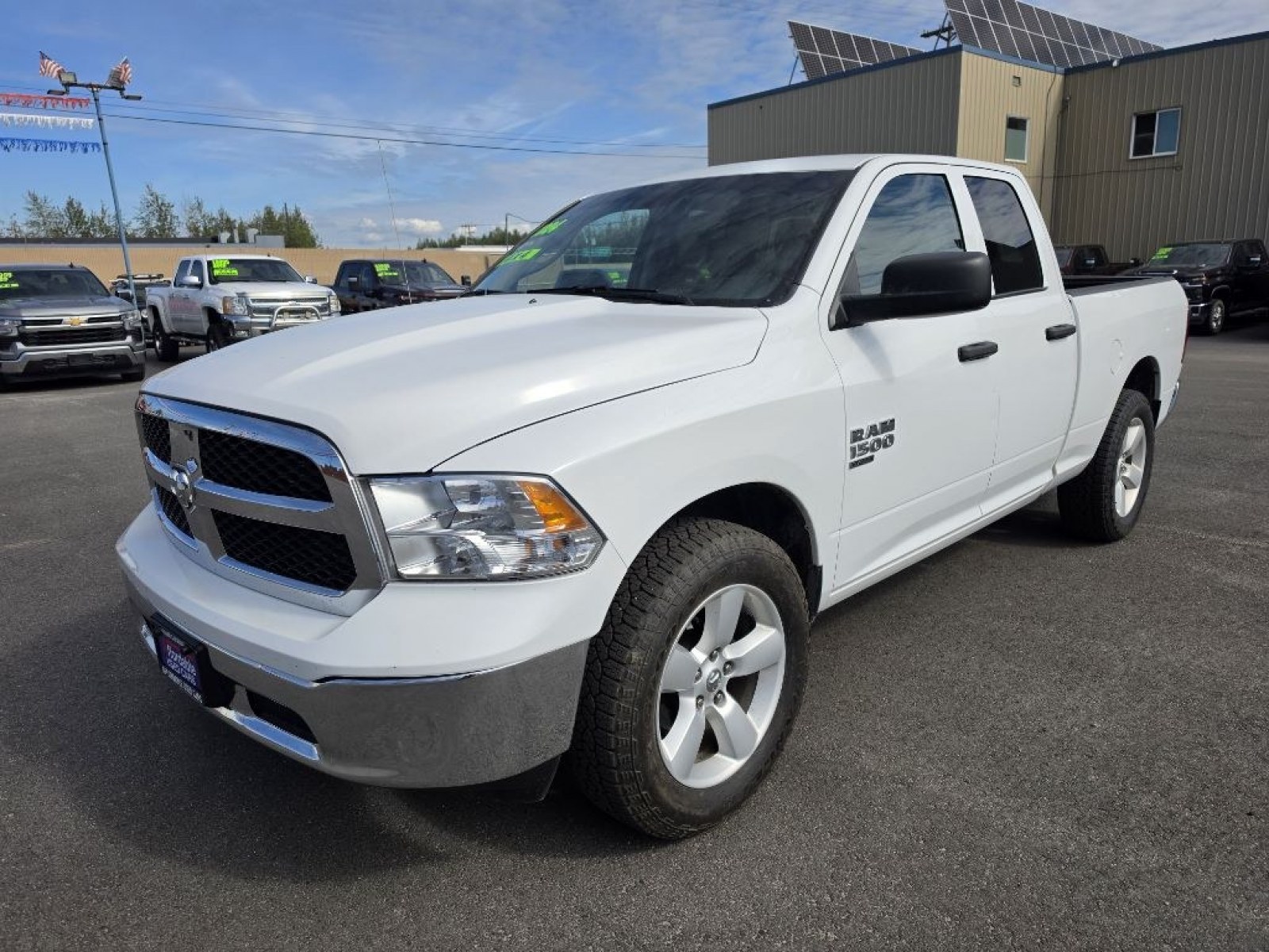 2024 WHITE RAM 1500 CLASSIC SLT (1C6RR7GG3RS) with an 3.6L engine, Automatic transmission, located at 2525 S. Cushman, Fairbanks, AK, 99701, (907) 452-5707, 64.824036, -147.712311 - Photo#1