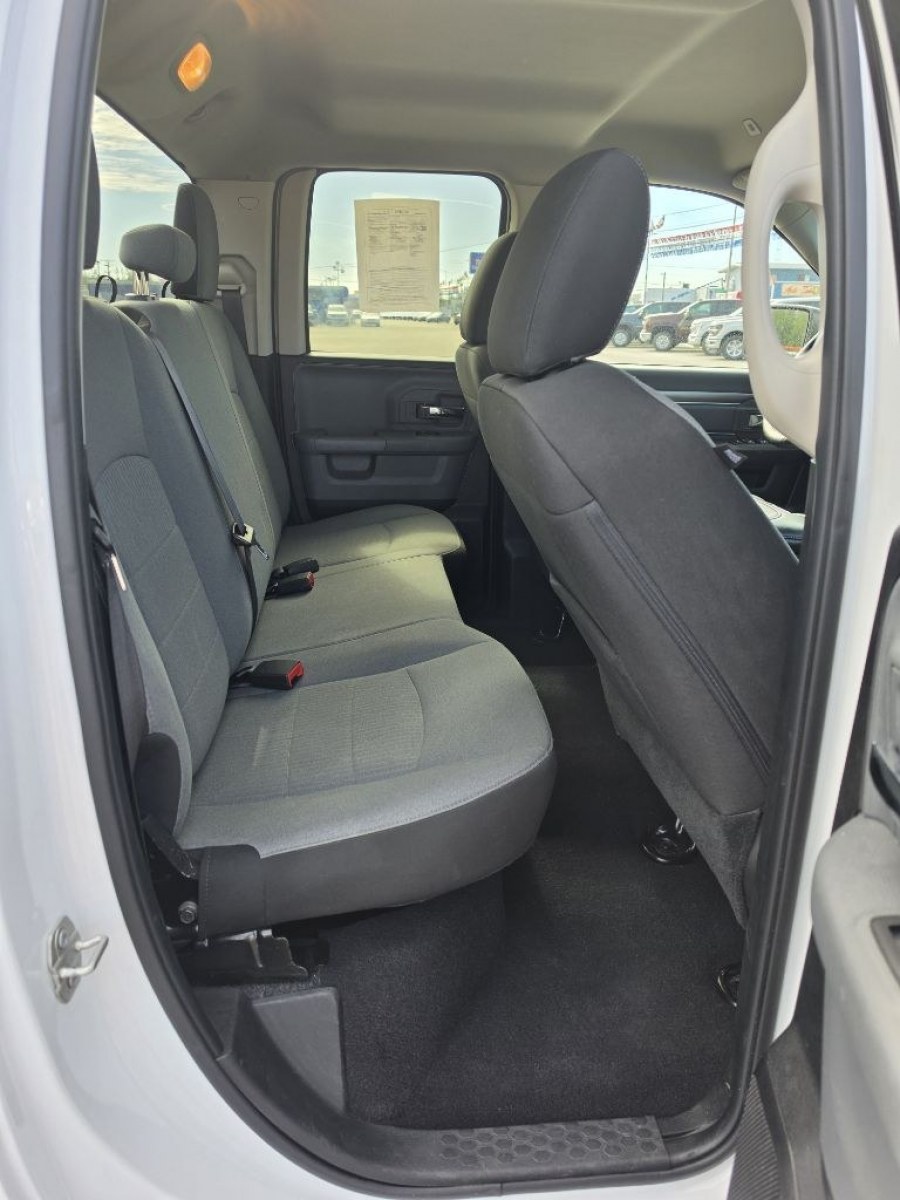 2024 WHITE RAM 1500 CLASSIC SLT (1C6RR7GG3RS) with an 3.6L engine, Automatic transmission, located at 2525 S. Cushman, Fairbanks, AK, 99701, (907) 452-5707, 64.824036, -147.712311 - Photo#5