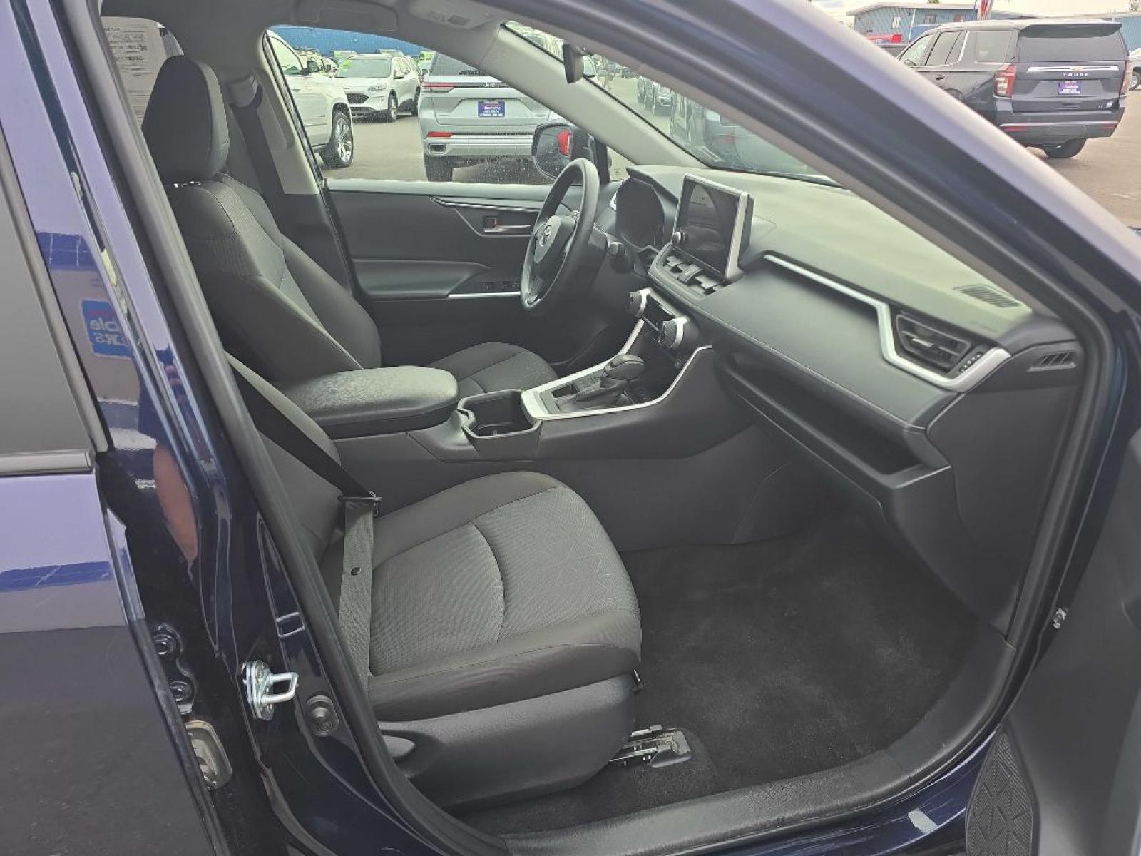 2025 BLUE TOYOTA RAV4 XLE (2T3P1RFV6SW) with an 2.5L engine, Automatic transmission, located at 2525 S. Cushman, Fairbanks, AK, 99701, (907) 452-5707, 64.824036, -147.712311 - Photo#3