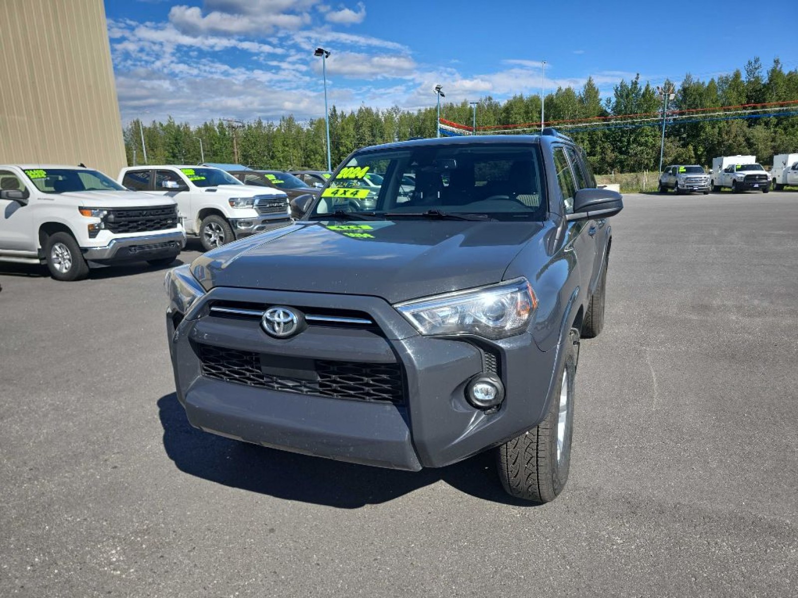 2024 GRAY TOYOTA 4RUNNER SR5/SR5 PREMIUM (JTEMU5JR9R6) with an 4.0L engine, Automatic transmission, located at 2525 S. Cushman, Fairbanks, AK, 99701, (907) 452-5707, 64.824036, -147.712311 - Photo#3