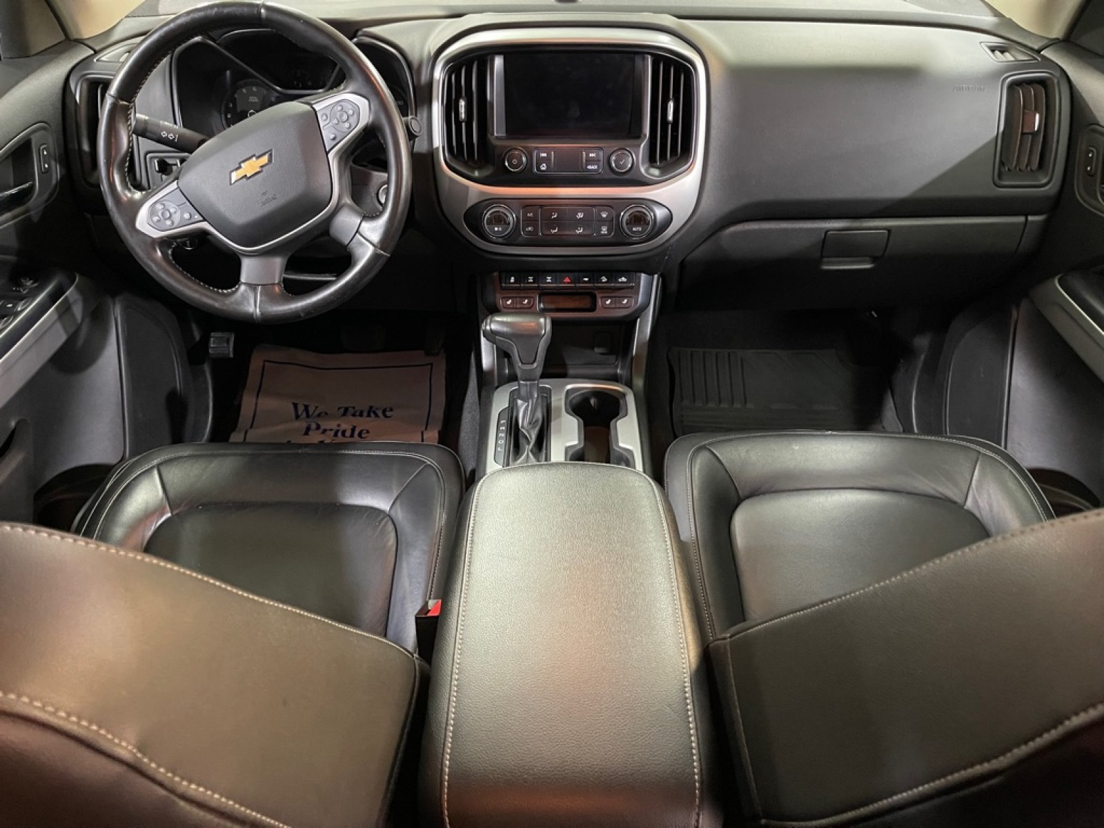 2020 WHITE CHEVROLET COLORADO ZR2 (1GCGTEEN0L1) with an 3.6L engine, Automatic transmission, located at 2525 S. Cushman, Fairbanks, AK, 99701, (907) 452-5707, 64.824036, -147.712311 - Photo#5