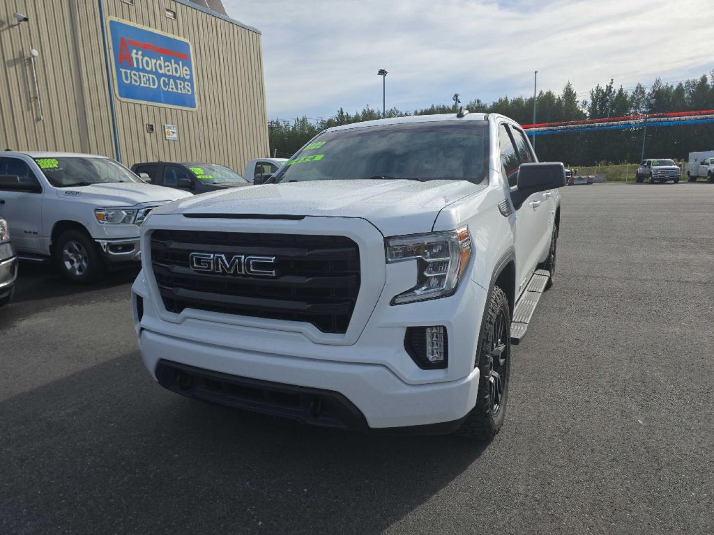 2022 WHITE GMC SIERRA LIMITED 1500 ELEVATION (3GTP9CEK7NG) with an 2.7L engine, Automatic transmission, located at 2525 S. Cushman, Fairbanks, AK, 99701, (907) 452-5707, 64.824036, -147.712311- Photo#0