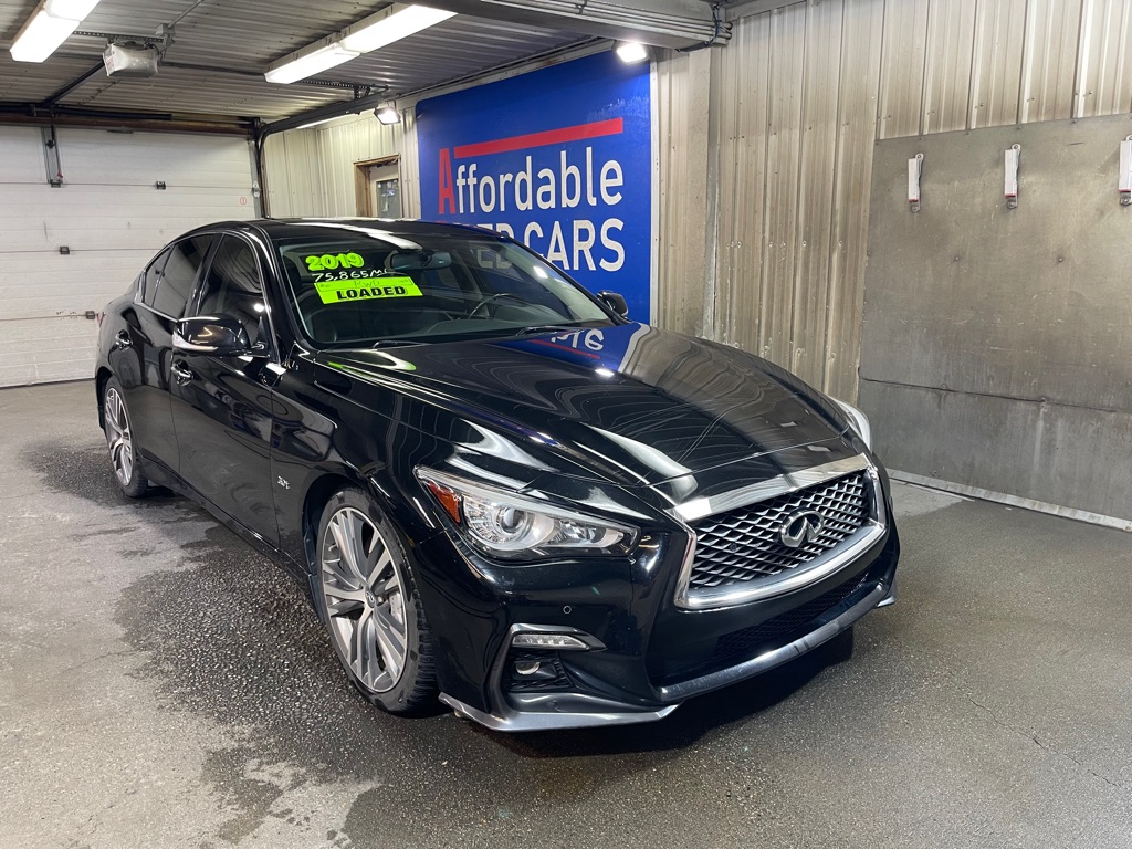 photo of 2019 INFINITI Q50 LUXE