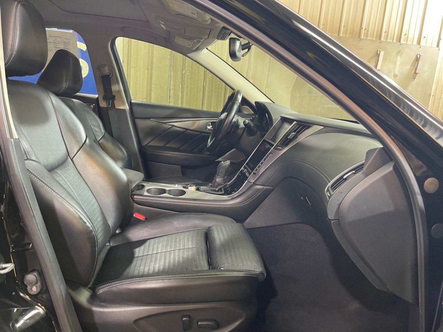 2019 BLACK INFINITI Q50 LUXE (JN1EV7AP8KM) with an 3.0L engine, Automatic transmission, located at 2525 S. Cushman, Fairbanks, AK, 99701, (907) 452-5707, 64.824036, -147.712311- Photo#3