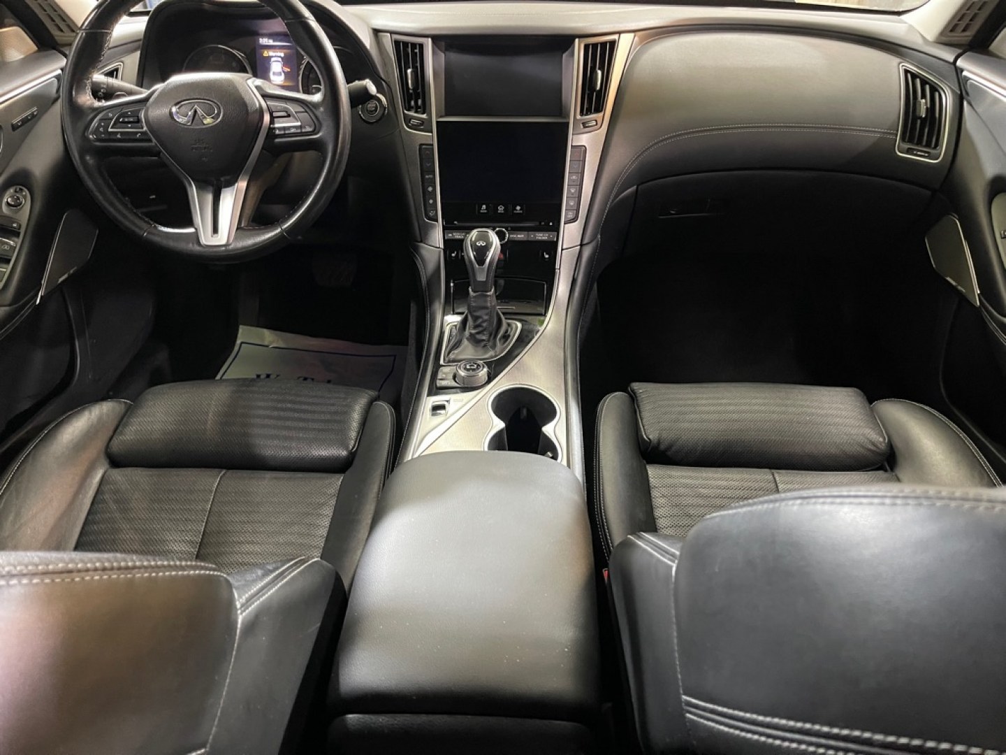 2019 BLACK INFINITI Q50 LUXE (JN1EV7AP8KM) with an 3.0L engine, Automatic transmission, located at 2525 S. Cushman, Fairbanks, AK, 99701, (907) 452-5707, 64.824036, -147.712311- Photo#5