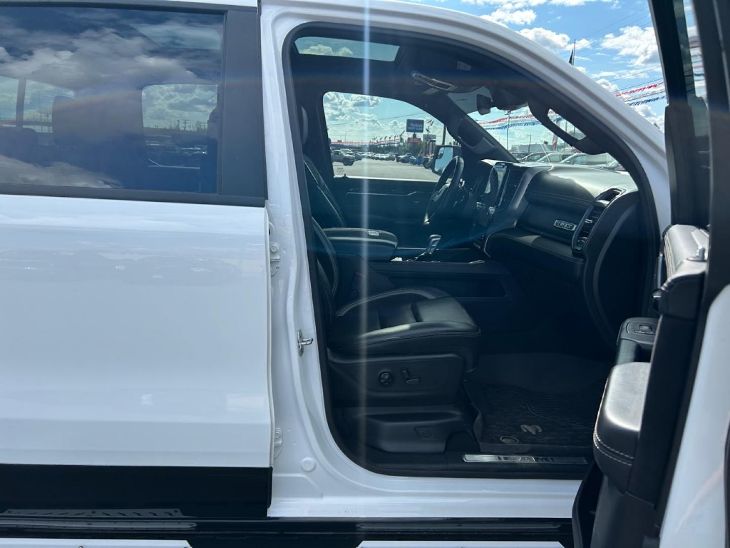 2022 WHITE RAM 1500 TRX (1C6SRFU94NN) with an 6.2L engine, Automatic transmission, located at 2525 S. Cushman, Fairbanks, AK, 99701, (907) 452-5707, 64.824036, -147.712311- Photo#4