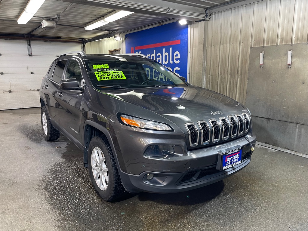photo of 2015 JEEP CHEROKEE LATITUDE