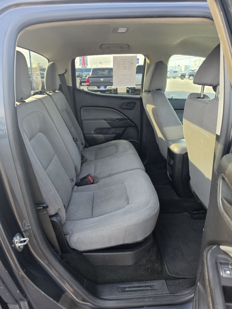 2017 GREY CHEVROLET COLORADO (1GCGTBEN2H1) with an 3.6L engine, Automatic transmission, located at 2525 S. Cushman, Fairbanks, AK, 99701, (907) 452-5707, 64.824036, -147.712311 - Photo#5
