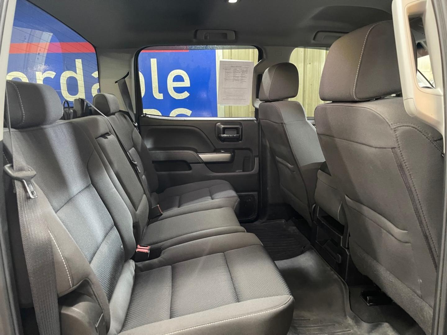 2019 SILVER CHEVROLET SILVERADO 2500 HEAVY DUTY LT (1GC1KSEG5KF) with an 6.0L engine, Automatic transmission, located at 2525 S. Cushman, Fairbanks, AK, 99701, (907) 452-5707, 64.824036, -147.712311- Photo#4