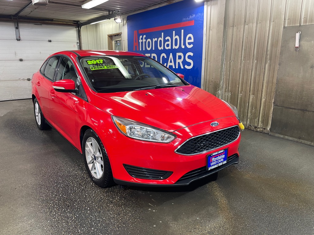 photo of 2017 FORD FOCUS SE