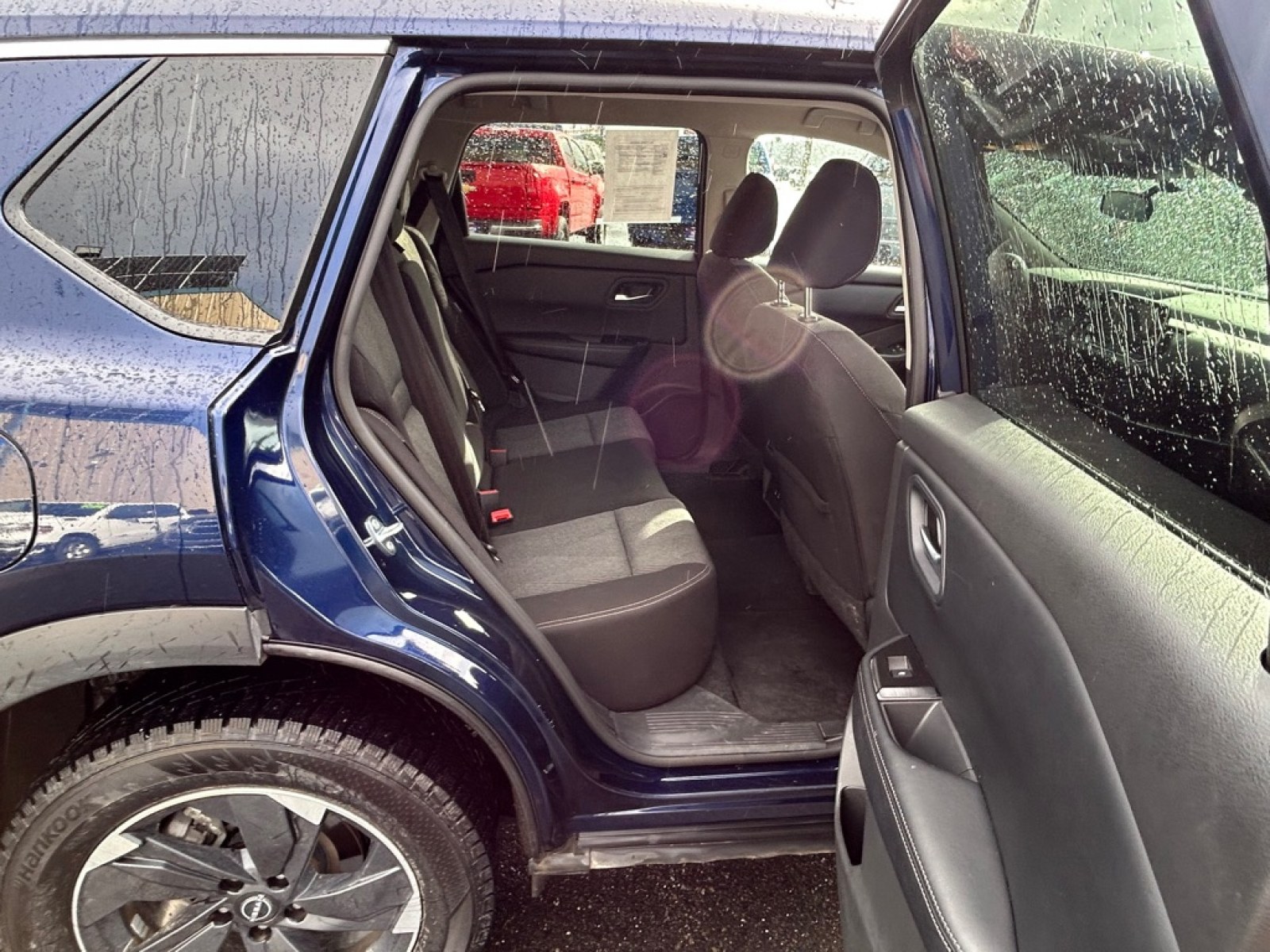 2025 BLUE NISSAN ROGUE SV (5N1BT3BBXSC) with an 1.5L engine, Continuously Variable transmission, located at 2525 S. Cushman, Fairbanks, AK, 99701, (907) 452-5707, 64.824036, -147.712311 - Photo#5