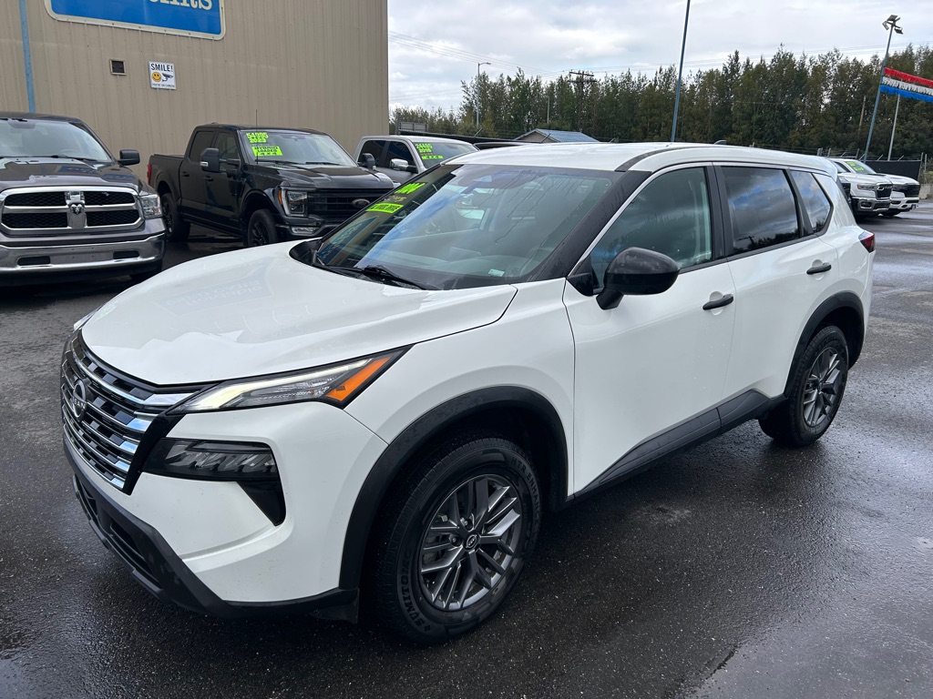 photo of 2024 NISSAN ROGUE S