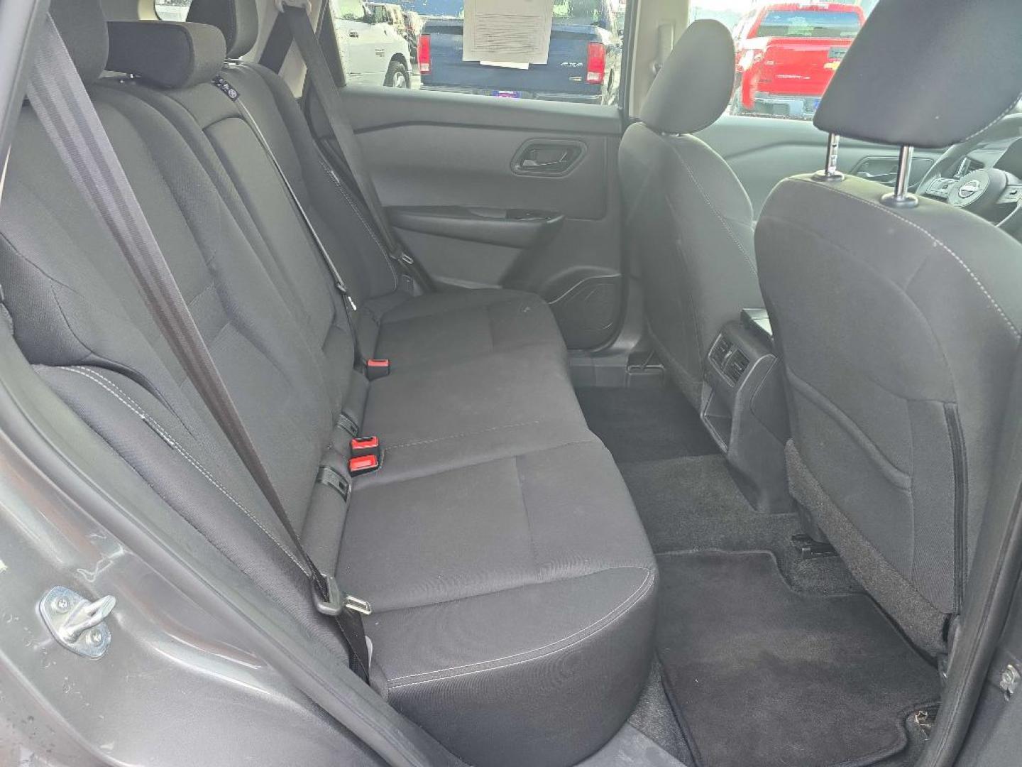2024 GRAY NISSAN ROGUE S (5N1BT3ABXRC) with an 1.5L engine, Continuously Variable transmission, located at 2525 S. Cushman, Fairbanks, AK, 99701, (907) 452-5707, 64.824036, -147.712311- Photo#3