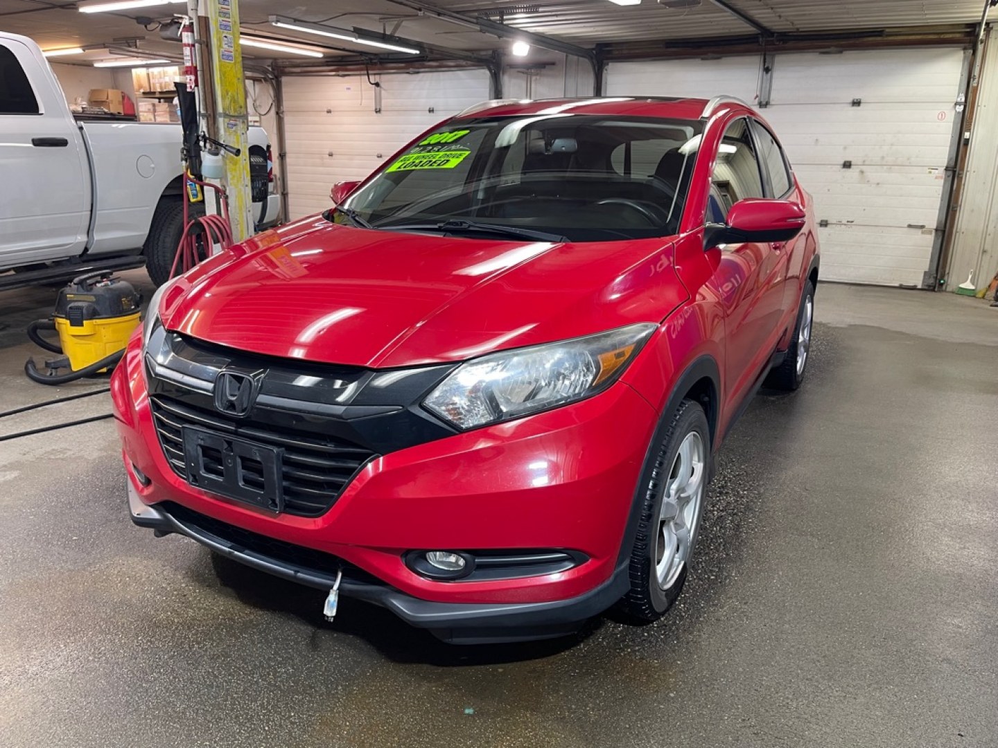2017 RED HONDA HR-V EXL (3CZRU6H72HM) with an 1.8L engine, Continuously Variable transmission, located at 2525 S. Cushman, Fairbanks, AK, 99701, (907) 452-5707, 64.824036, -147.712311- Photo#1