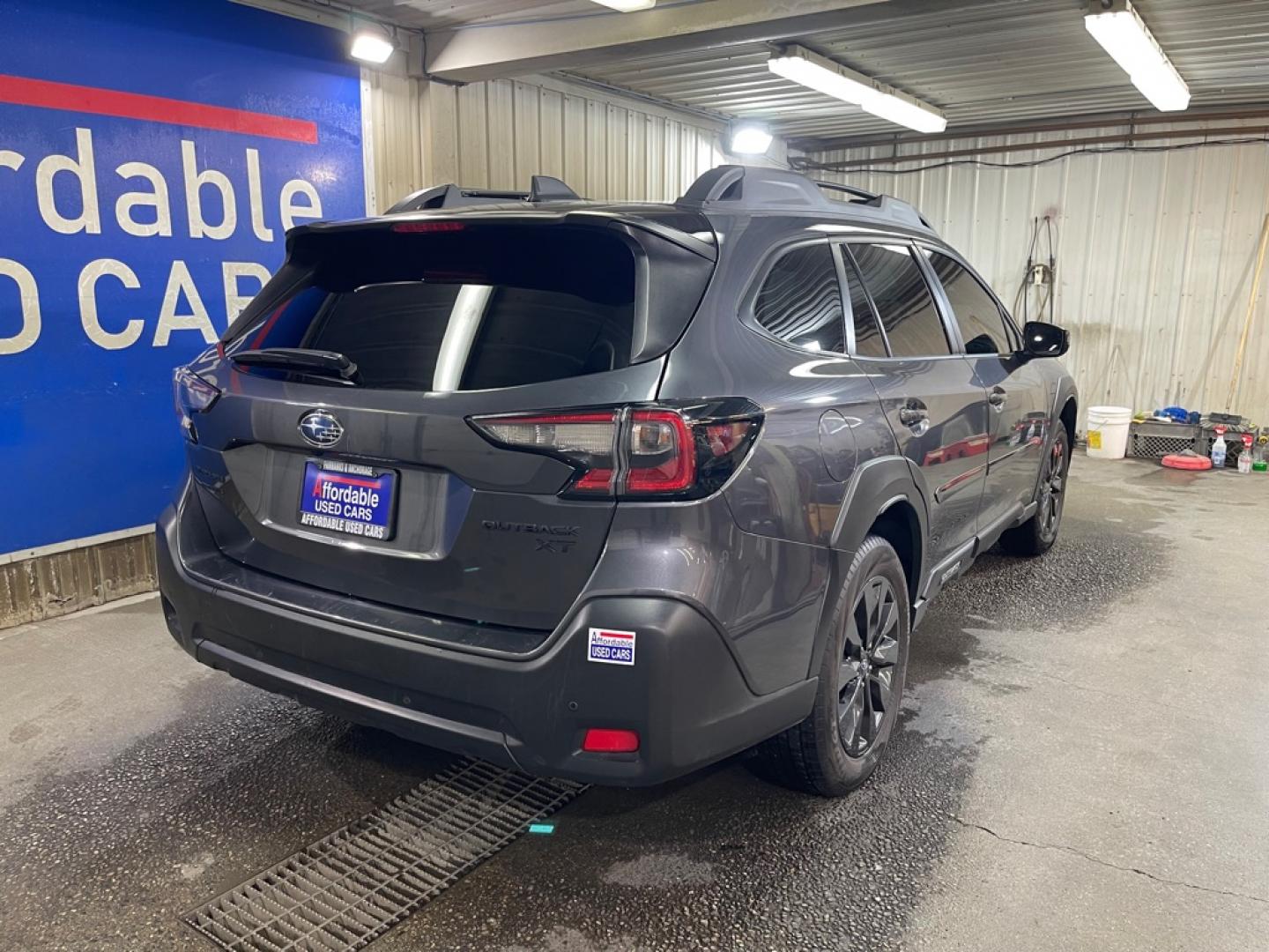 2025 GRAY SUBARU OUTBACK ONYX EDITION XT (4S4BTGLD4S3) with an 2.4L engine, Continuously Variable transmission, located at 2525 S. Cushman, Fairbanks, AK, 99701, (907) 452-5707, 64.824036, -147.712311- Photo#2