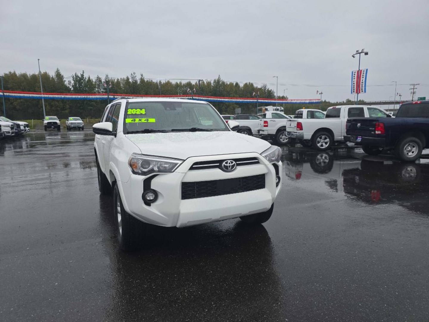 2024 WHITE TOYOTA 4RUNNER SR5/SR5 PREMIUM (JTEMU5JR2R6) with an 4.0L engine, Automatic transmission, located at 2525 S. Cushman, Fairbanks, AK, 99701, (907) 452-5707, 64.824036, -147.712311- Photo#0