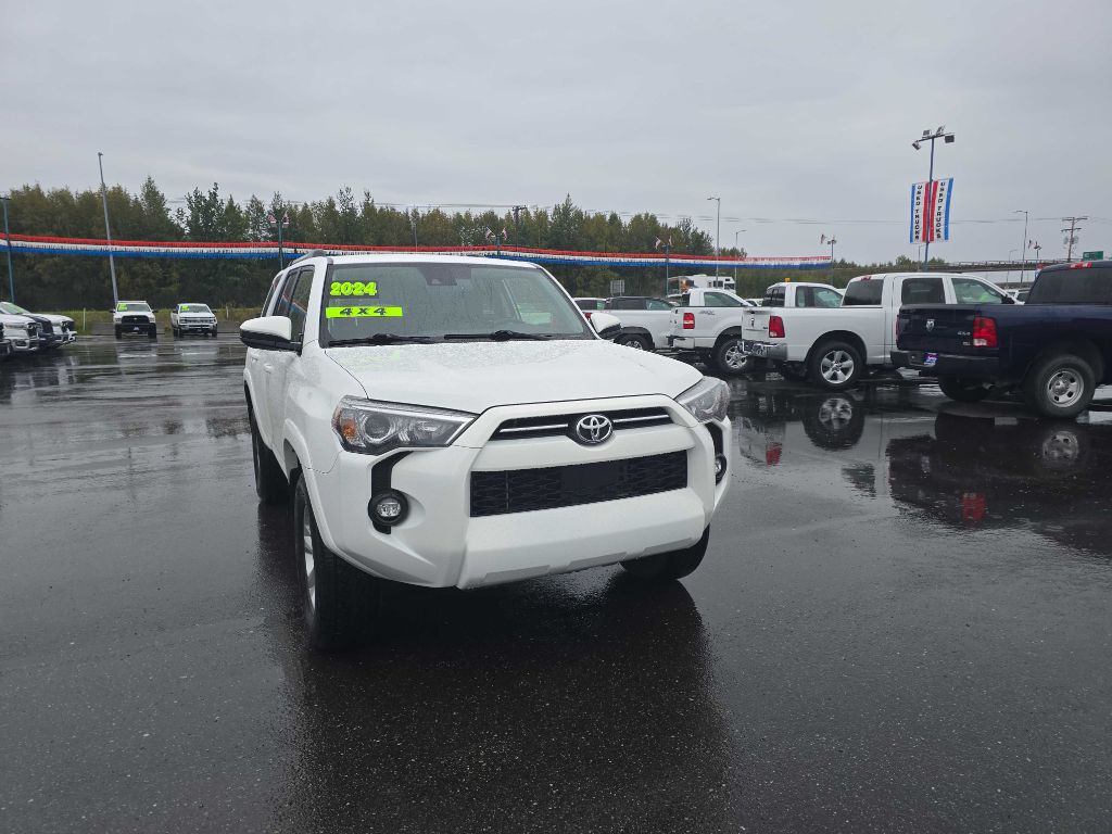 photo of 2024 TOYOTA 4RUNNER SR5/SR5 PREMIUM
