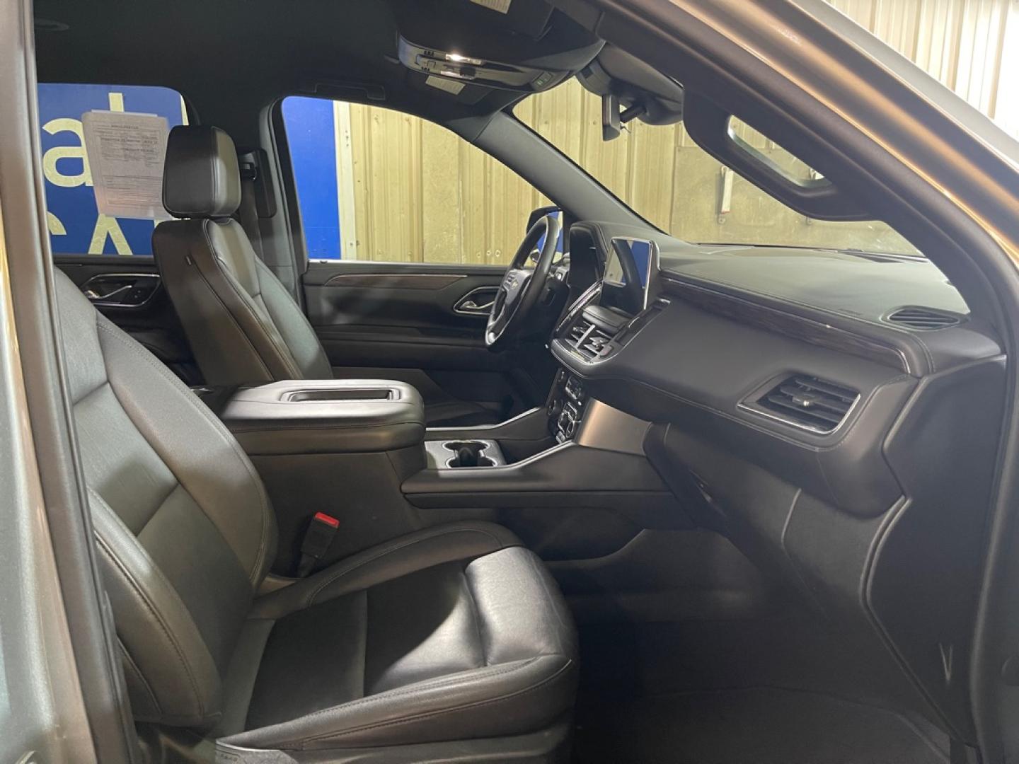 2023 GRAY CHEVROLET TAHOE 1500 LT (1GNSKNKD9PR) with an 5.3L engine, Automatic transmission, located at 2525 S. Cushman, Fairbanks, AK, 99701, (907) 452-5707, 64.824036, -147.712311- Photo#3