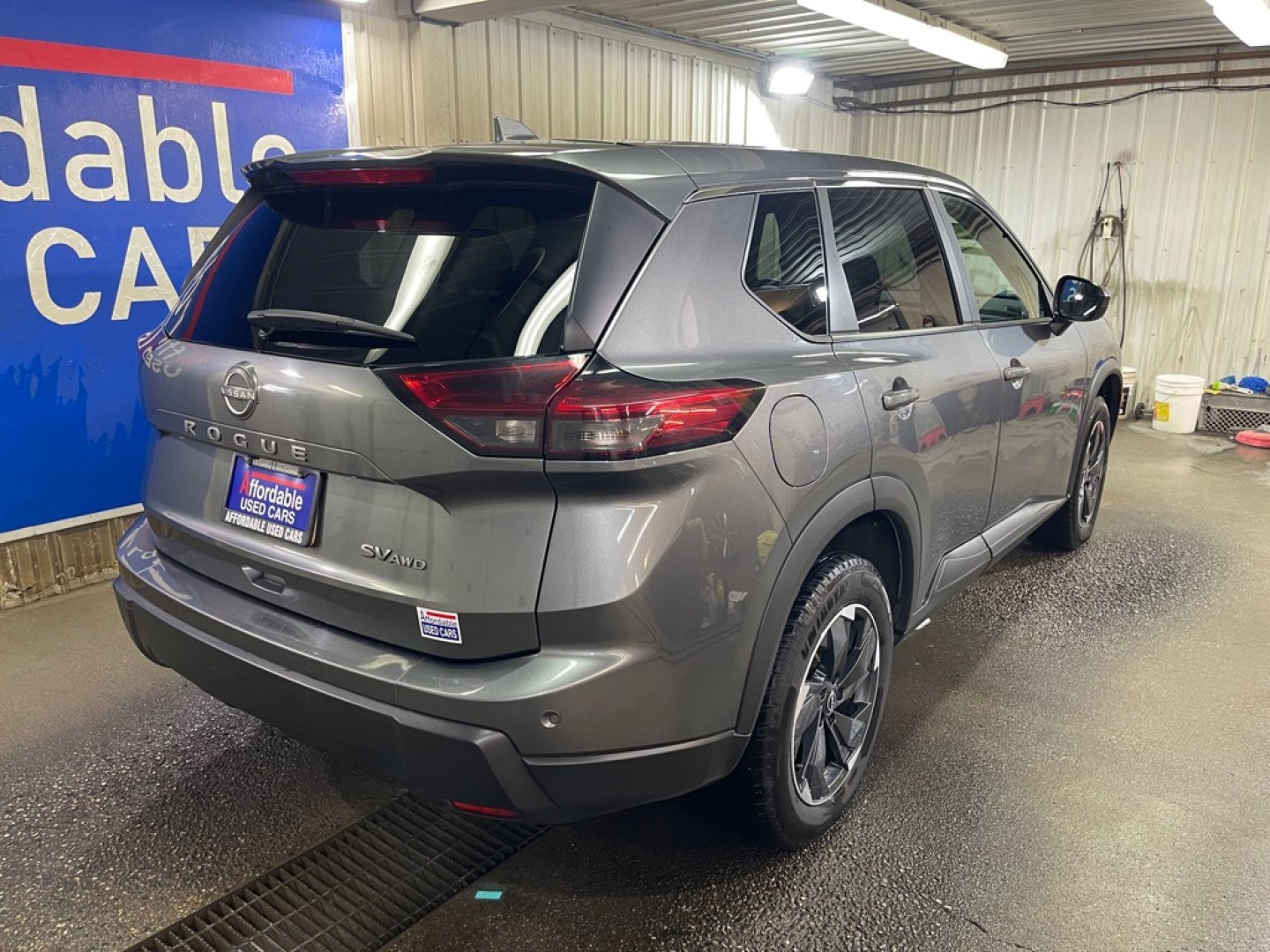 2024 GRAY NISSAN ROGUE SV (5N1BT3BB4RC) with an 1.5L engine, Continuously Variable transmission, located at 2525 S. Cushman, Fairbanks, AK, 99701, (907) 452-5707, 64.824036, -147.712311- Photo#2