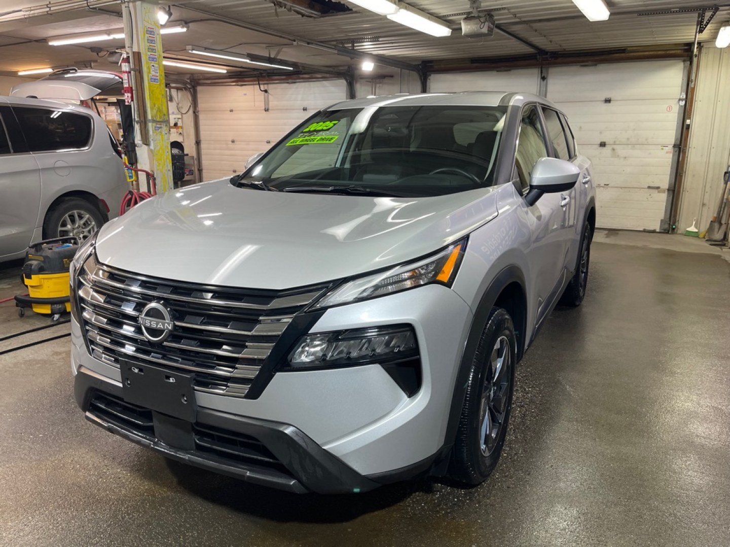 2025 SILVER NISSAN ROGUE SV (5N1BT3BB0SC) with an 1.5L engine, Continuously Variable transmission, located at 2525 S. Cushman, Fairbanks, AK, 99701, (907) 452-5707, 64.824036, -147.712311- Photo#1