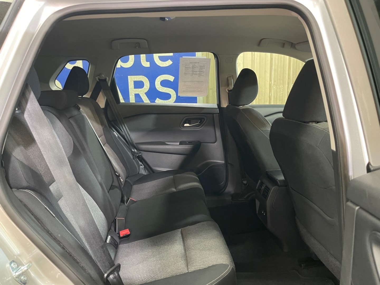 2025 SILVER NISSAN ROGUE SV (5N1BT3BB0SC) with an 1.5L engine, Continuously Variable transmission, located at 2525 S. Cushman, Fairbanks, AK, 99701, (907) 452-5707, 64.824036, -147.712311- Photo#4