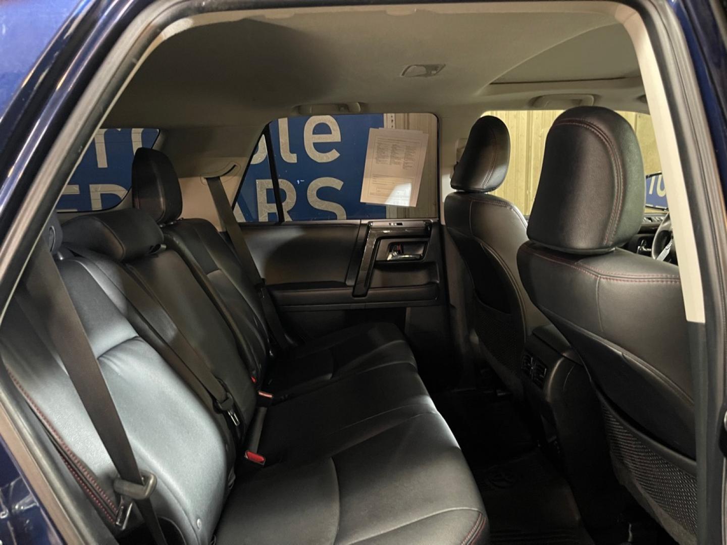 2020 BLUE TOYOTA 4RUNNER SR5/SR5 PREMIUM (JTEBU5JR8L5) with an 4.0L engine, Automatic transmission, located at 2525 S. Cushman, Fairbanks, AK, 99701, (907) 452-5707, 64.824036, -147.712311- Photo#4