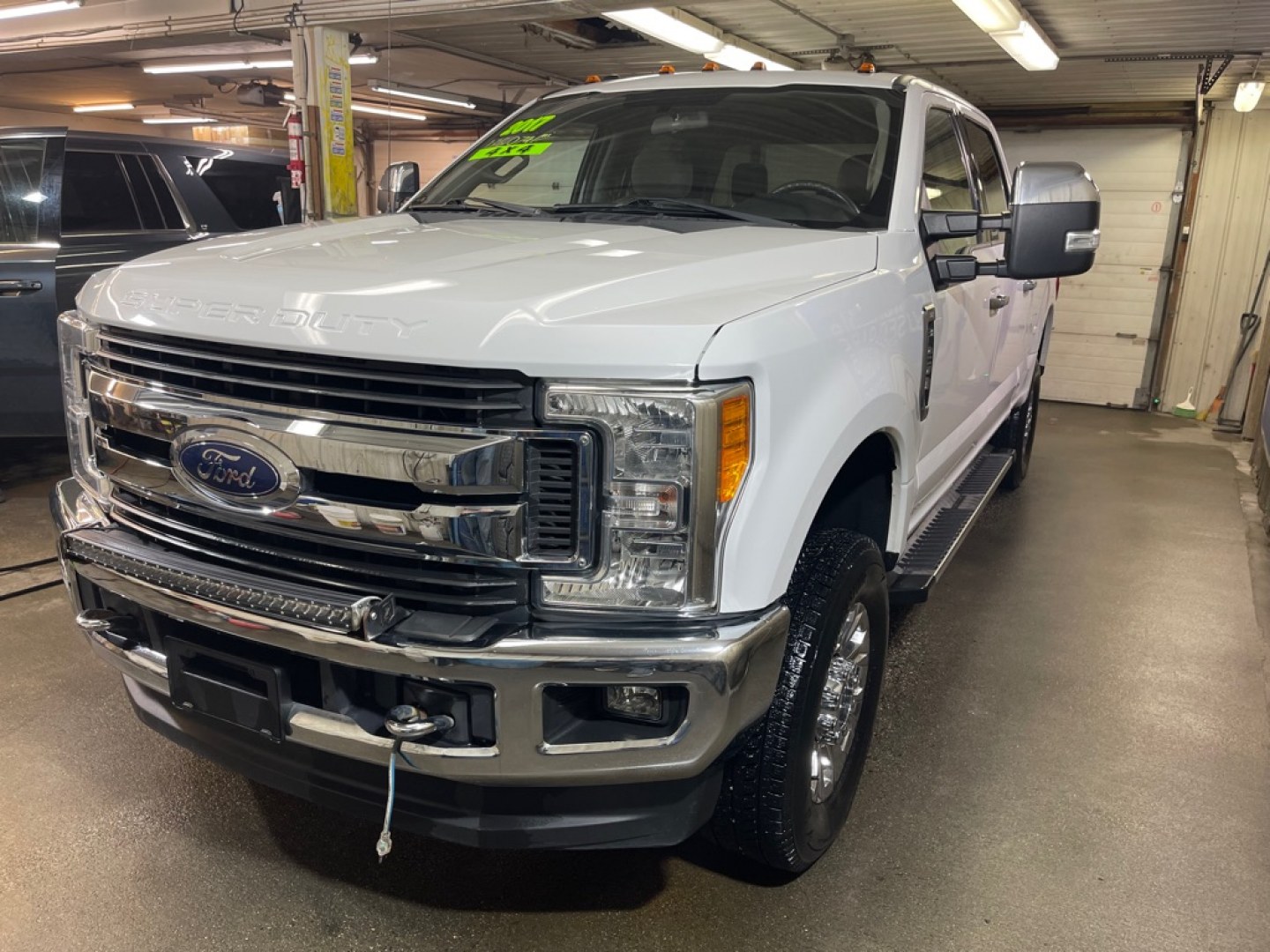 2017 WHITE FORD F250 SUPER DUTY (1FT7W2B62HE) with an 6.2L engine, Automatic transmission, located at 2525 S. Cushman, Fairbanks, AK, 99701, (907) 452-5707, 64.824036, -147.712311- Photo#1
