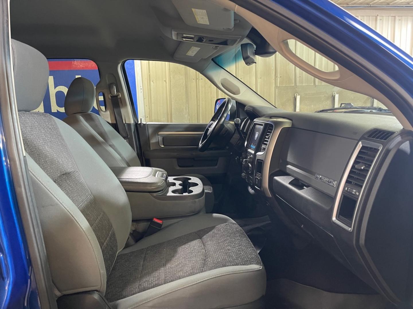 2018 BLUE RAM 2500 SLT (3C6UR5DJ2JG) with an 6.4L engine, Automatic transmission, located at 2525 S. Cushman, Fairbanks, AK, 99701, (907) 452-5707, 64.824036, -147.712311- Photo#3