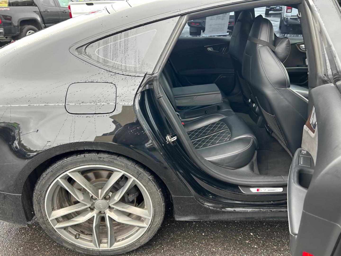 2016 BLACK AUDI S7 PRESTIGE (WAUW2AFCXGN) with an 4.0L engine, Automatic transmission, located at 2525 S. Cushman, Fairbanks, AK, 99701, (907) 452-5707, 64.824036, -147.712311- Photo#5