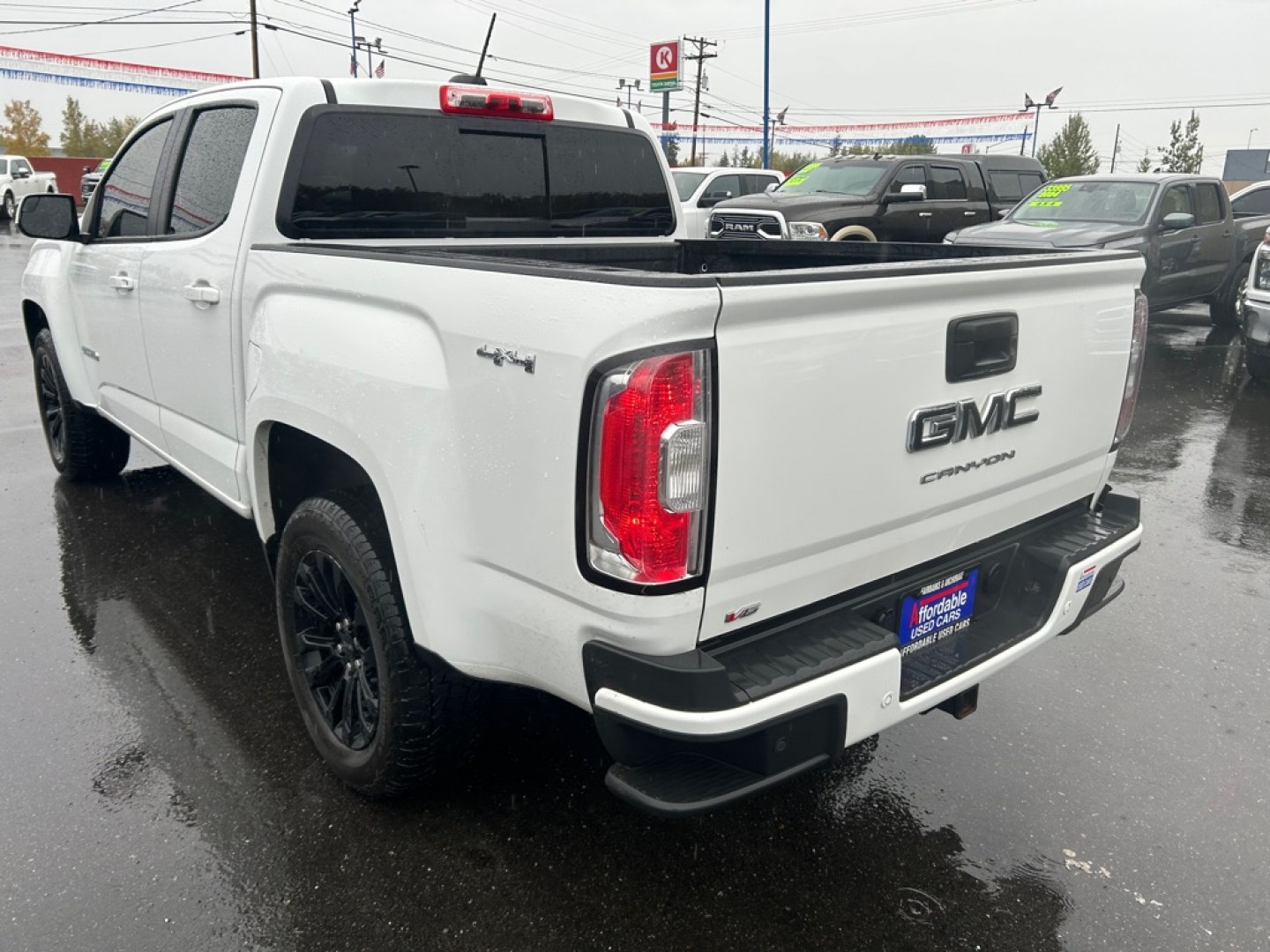 2021 WHITE GMC CANYON ELEVATION (1GTG6CEN7M1) with an 3.6L engine, Automatic transmission, located at 2525 S. Cushman, Fairbanks, AK, 99701, (907) 452-5707, 64.824036, -147.712311- Photo#3