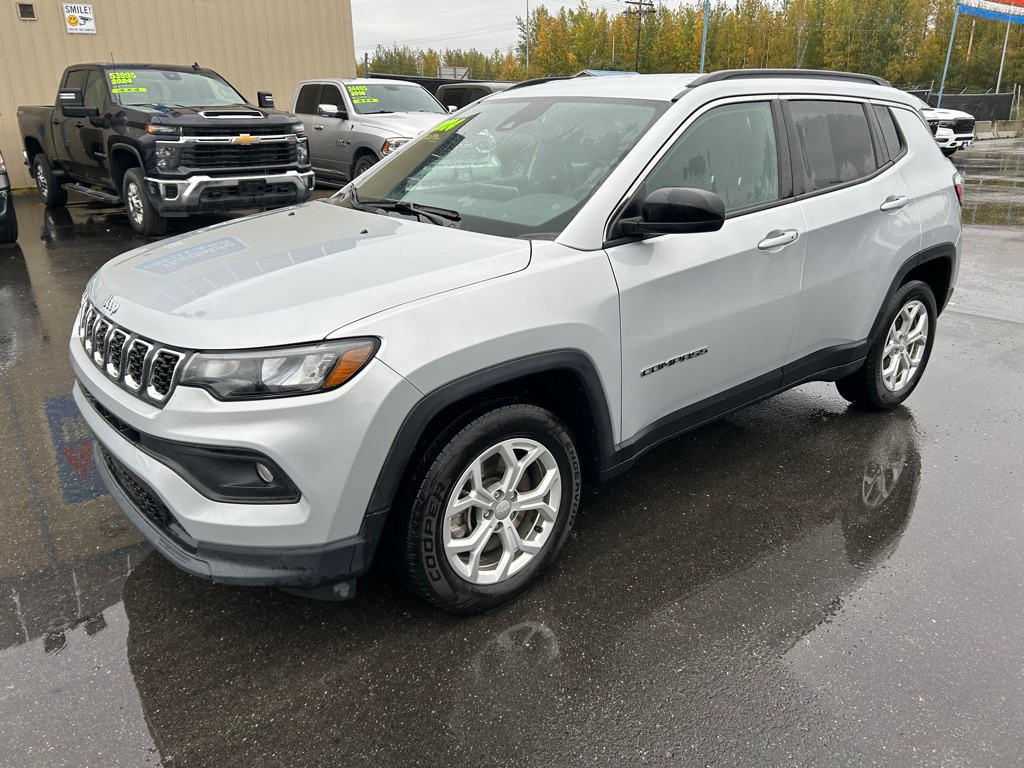 photo of 2024 JEEP COMPASS LATITUDE