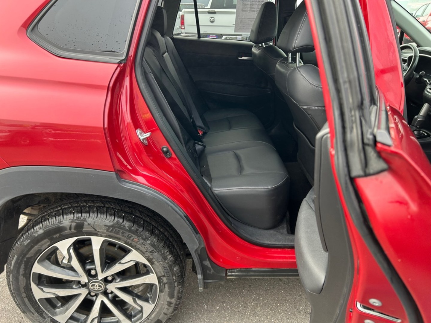 2023 RED TOYOTA COROLLA CROSS XLE (7MUEAABG9PV) with an 2.0L engine, Continuously Variable transmission, located at 2525 S. Cushman, Fairbanks, AK, 99701, (907) 452-5707, 64.824036, -147.712311- Photo#5