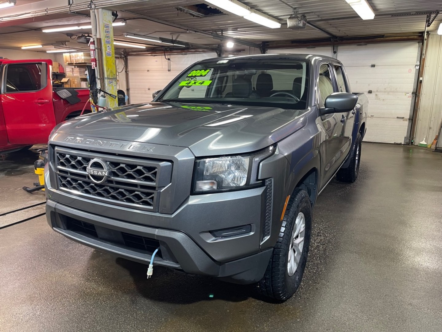 2024 GRAY NISSAN FRONTIER SV (1N6ED1EK4RN) with an 3.8L engine, Automatic transmission, located at 2525 S. Cushman, Fairbanks, AK, 99701, (907) 452-5707, 64.824036, -147.712311- Photo#1