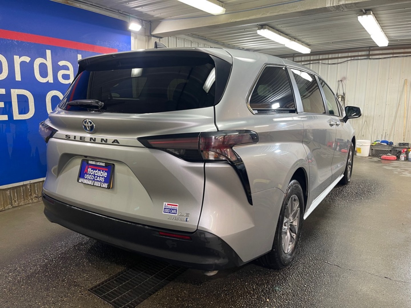 2024 SILVER TOYOTA SIENNA LE (5TDKRKEC5RS) with an 2.5L engine, Continuously Variable transmission, located at 2525 S. Cushman, Fairbanks, AK, 99701, (907) 452-5707, 64.824036, -147.712311- Photo#2