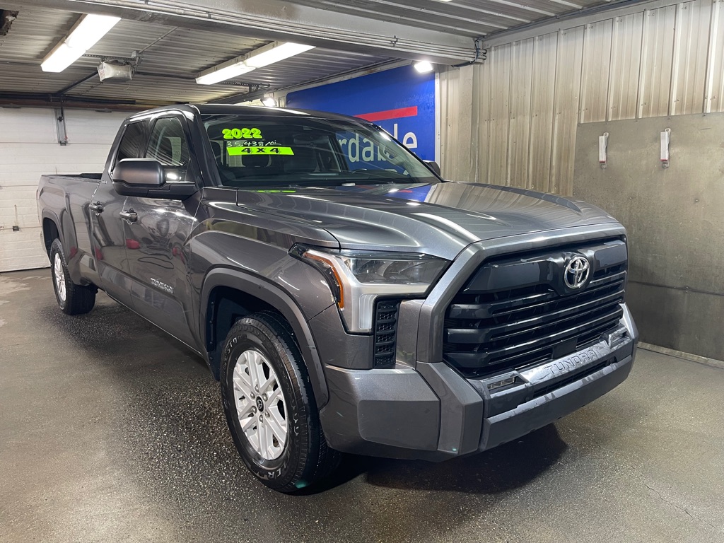 photo of 2022 TOYOTA TUNDRA DOUBLE CAB SR