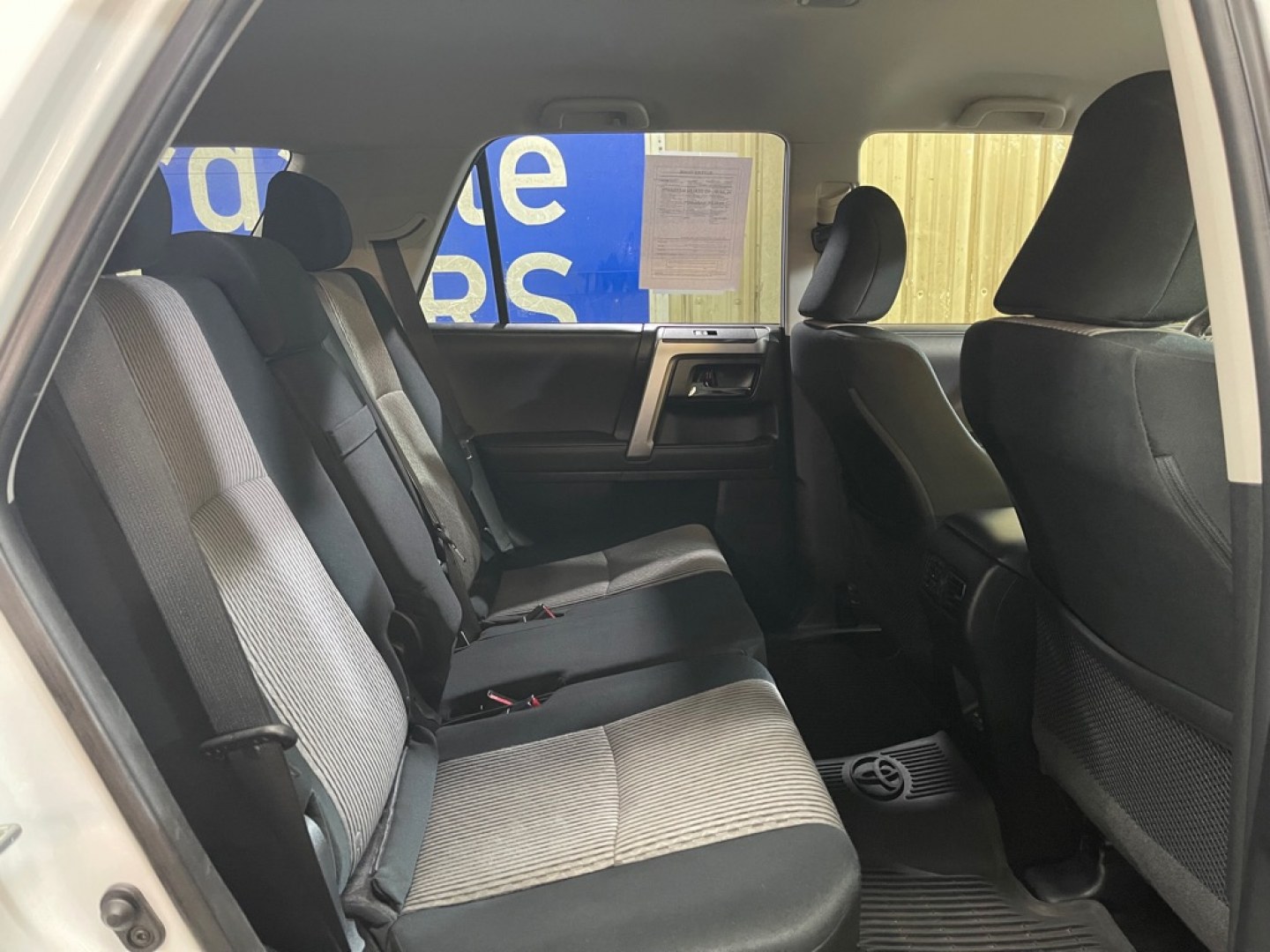2024 WHITE TOYOTA 4RUNNER SR5/SR5 PREMIUM (JTEMU5JR0R6) with an 4.0L engine, Automatic transmission, located at 2525 S. Cushman, Fairbanks, AK, 99701, (907) 452-5707, 64.824036, -147.712311- Photo#4