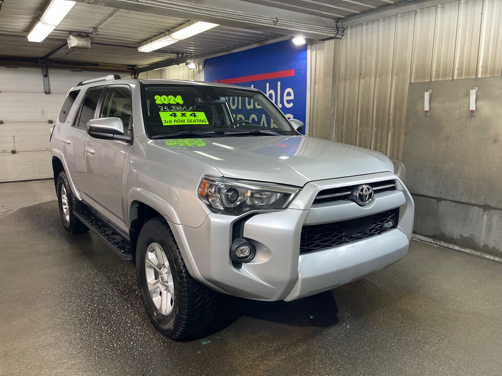 photo of 2024 TOYOTA 4RUNNER SR5/SR5 PREMIUM