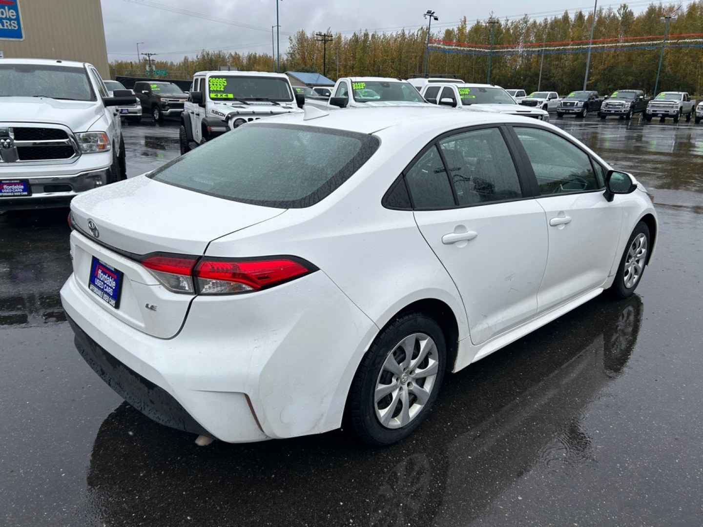 2024 WHITE TOYOTA COROLLA LE (5YFB4MDE8RP) with an 2.0L engine, Continuously Variable transmission, located at 2525 S. Cushman, Fairbanks, AK, 99701, (907) 452-5707, 64.824036, -147.712311- Photo#2