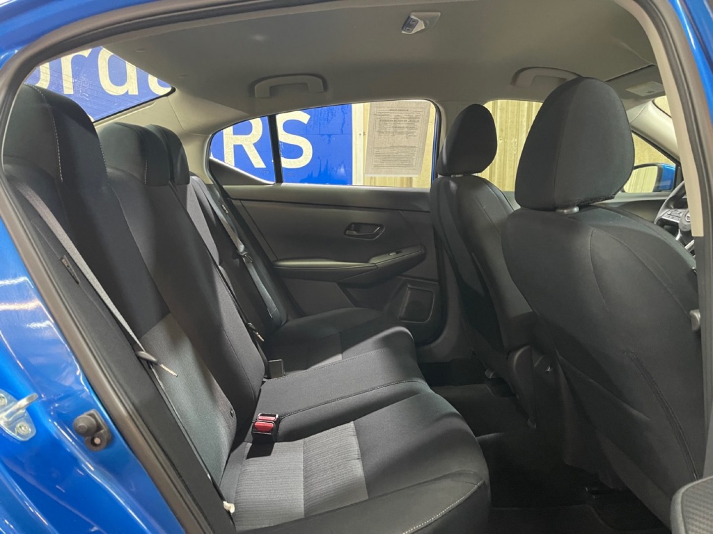 2024 BLUE NISSAN SENTRA SV (3N1AB8CV6RY) with an 2.0L engine, Continuously Variable transmission, located at 2525 S. Cushman, Fairbanks, AK, 99701, (907) 452-5707, 64.824036, -147.712311- Photo#4