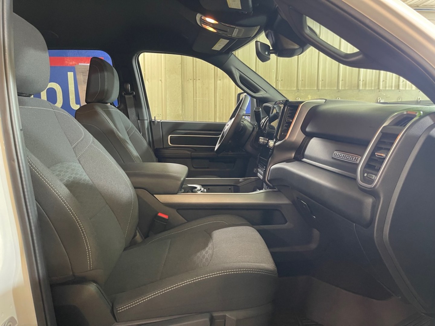 2025 WHITE RAM 3500 BIG HORN (3C63R3DL7SG) with an 6.7L engine, Automatic transmission, located at 2525 S. Cushman, Fairbanks, AK, 99701, (907) 452-5707, 64.824036, -147.712311- Photo#3