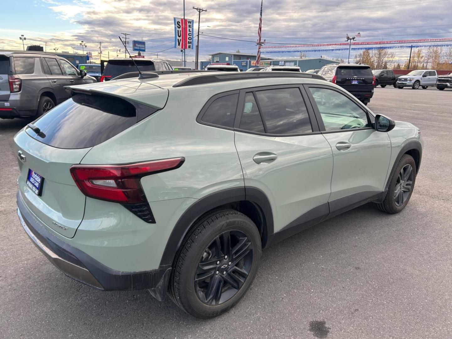 2026 GREEN CHEVROLET TRAX ACTIV (KL77LKEP3TC) with an 1.2L engine, Automatic transmission, located at 2525 S. Cushman, Fairbanks, AK, 99701, (907) 452-5707, 64.824036, -147.712311- Photo#2