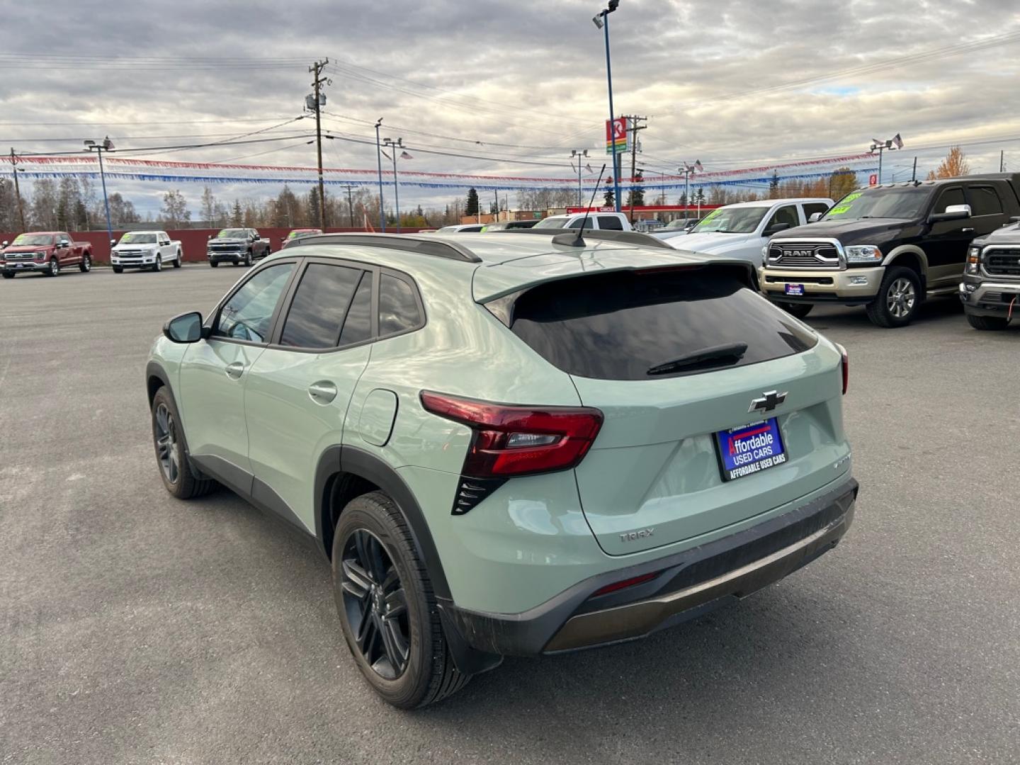 2026 GREEN CHEVROLET TRAX ACTIV (KL77LKEP3TC) with an 1.2L engine, Automatic transmission, located at 2525 S. Cushman, Fairbanks, AK, 99701, (907) 452-5707, 64.824036, -147.712311- Photo#3