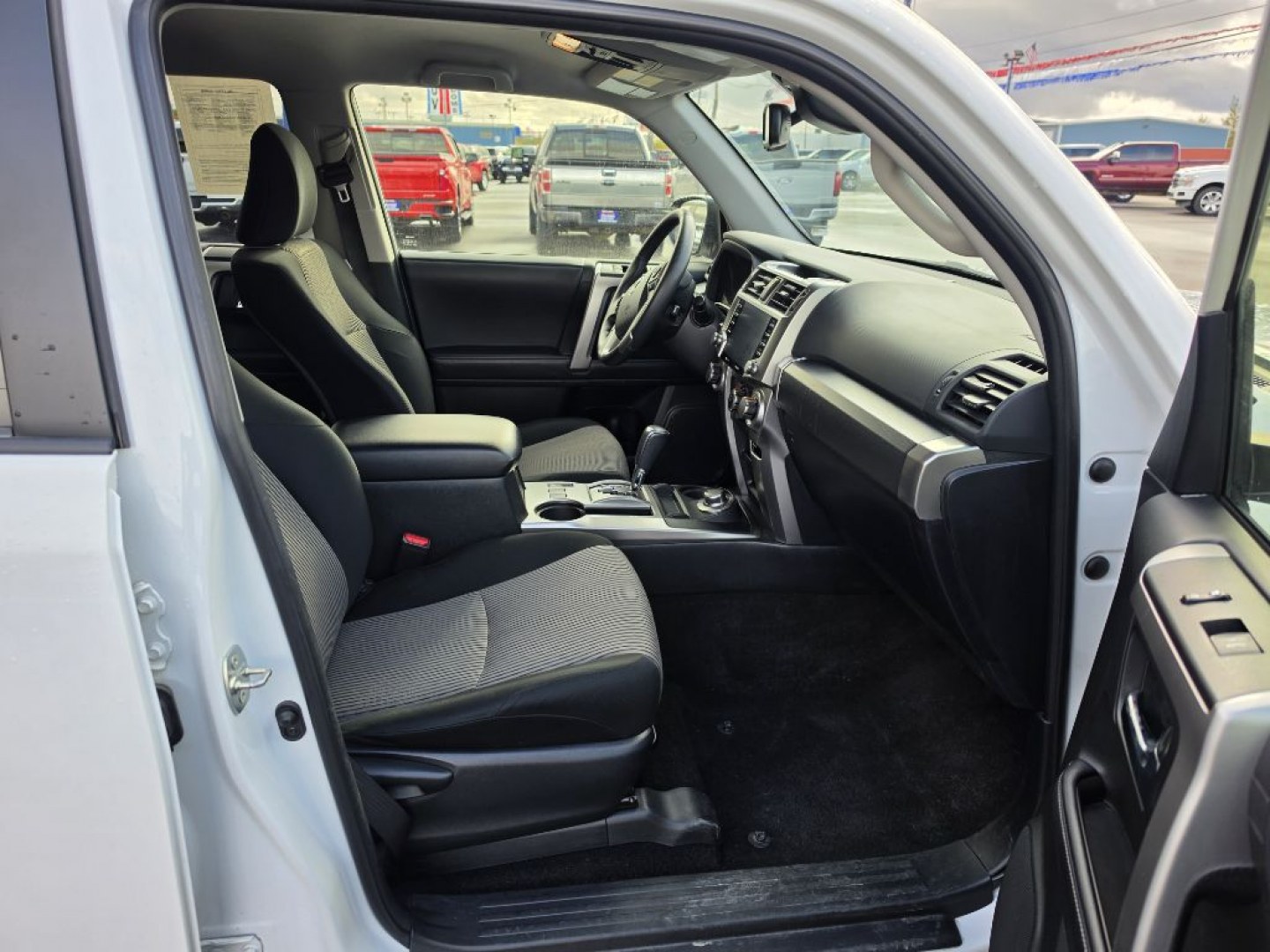 2024 WHITE TOYOTA 4RUNNER SR5/SR5 PREMIUM (JTEMU5JR4R6) with an 4.0L engine, Automatic transmission, located at 2525 S. Cushman, Fairbanks, AK, 99701, (907) 452-5707, 64.824036, -147.712311- Photo#1