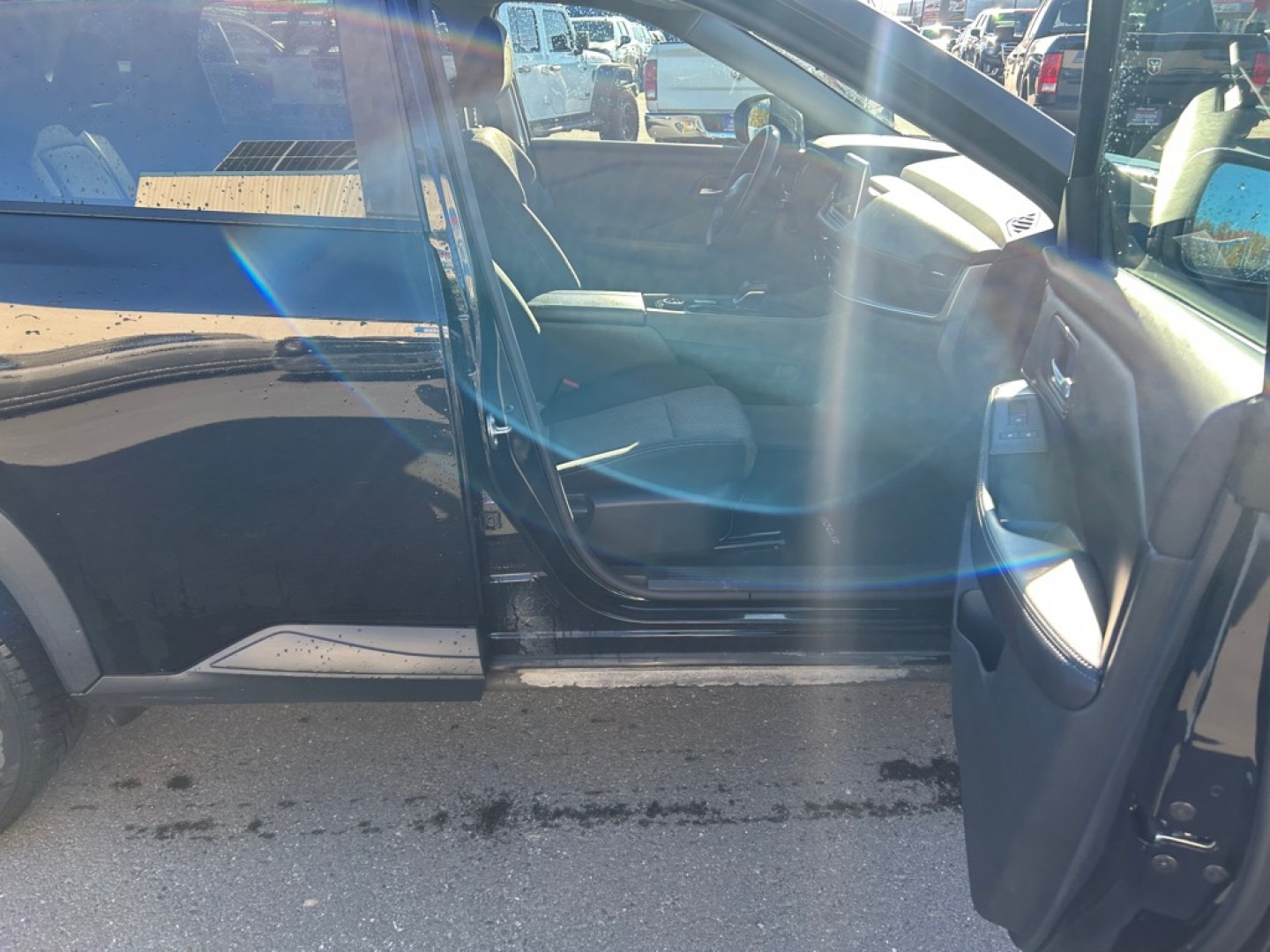 2025 GREY NISSAN ROGUE SV (5N1BT3BB2SC) with an 1.5L engine, Continuously Variable transmission, located at 2525 S. Cushman, Fairbanks, AK, 99701, (907) 452-5707, 64.824036, -147.712311- Photo#4