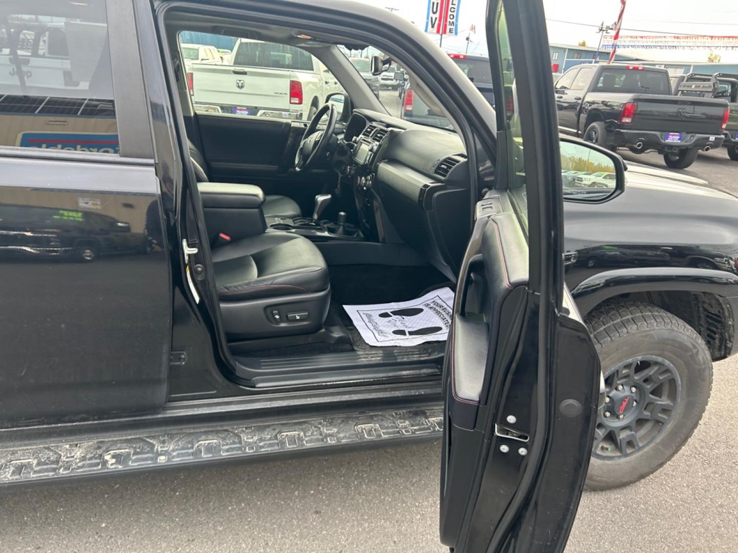 2018 BLACK TOYOTA 4RUNNER TRD PRO SR5/SR5 PREMIUM (JTEBU5JR6J5) with an 4.0L engine, Automatic transmission, located at 2525 S. Cushman, Fairbanks, AK, 99701, (907) 452-5707, 64.824036, -147.712311- Photo#4