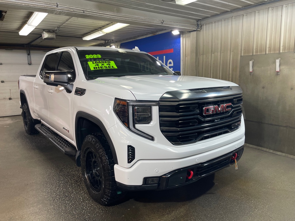 photo of 2023 GMC SIERRA 1500 AT4