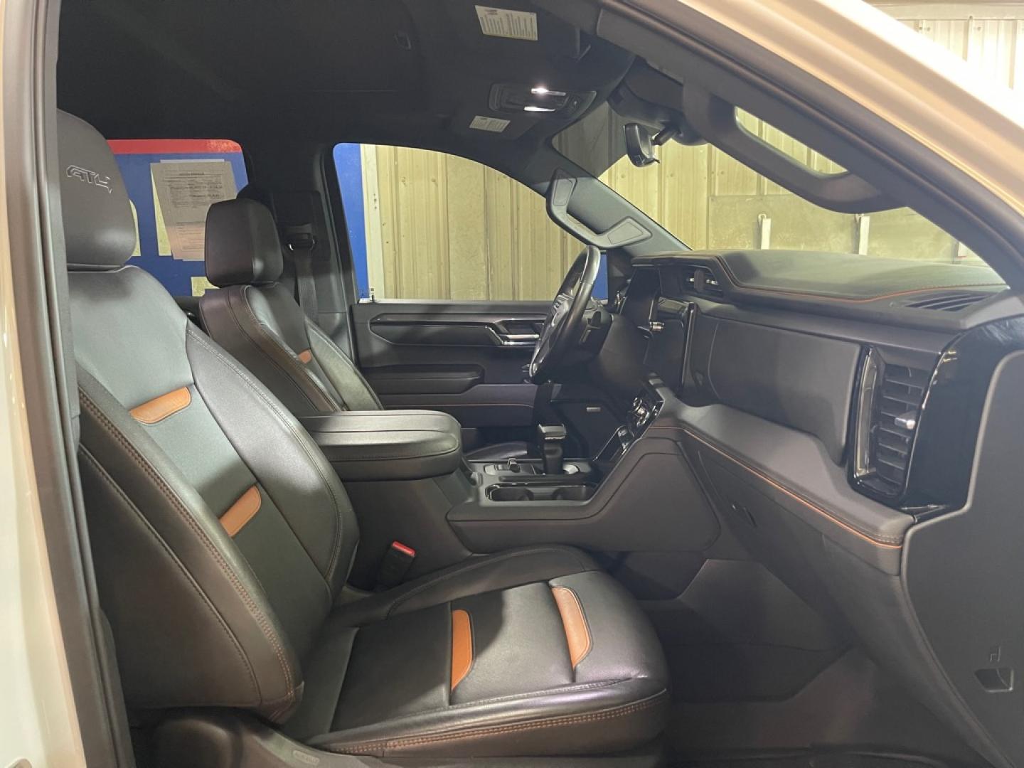 2023 WHITE GMC SIERRA 1500 AT4 (3GTUUEE8XPG) with an 3.0L engine, Automatic transmission, located at 2525 S. Cushman, Fairbanks, AK, 99701, (907) 452-5707, 64.824036, -147.712311- Photo#3