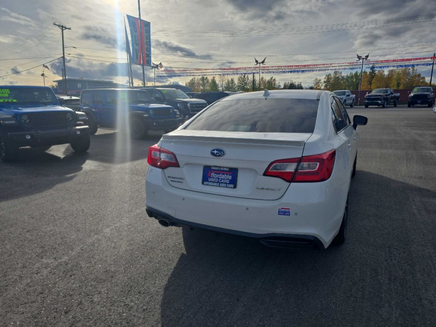 2018 WHITE SUBARU LEGACY SPORT (4S3BNAS6XJ3) with an 2.5L engine, Continuously Variable transmission, located at 2525 S. Cushman, Fairbanks, AK, 99701, (907) 452-5707, 64.824036, -147.712311- Photo#2