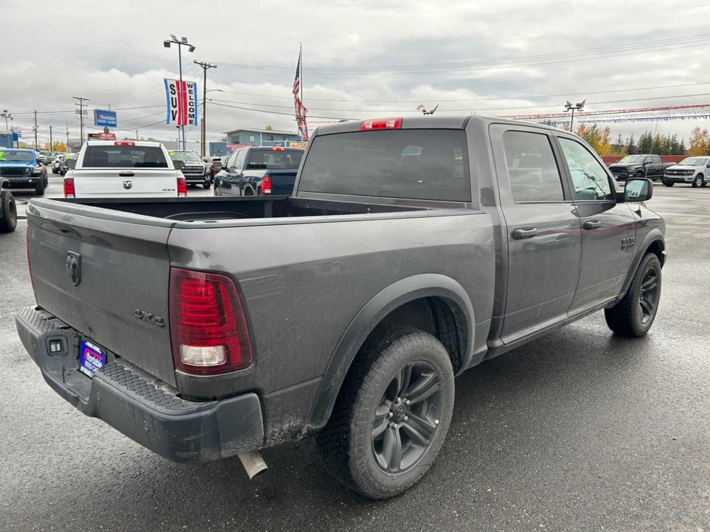 2024 GREY RAM 1500 CLASSIC SLT (1C6RR7LG2RS) with an 3.6L engine, Automatic transmission, located at 2525 S. Cushman, Fairbanks, AK, 99701, (907) 452-5707, 64.824036, -147.712311- Photo#2