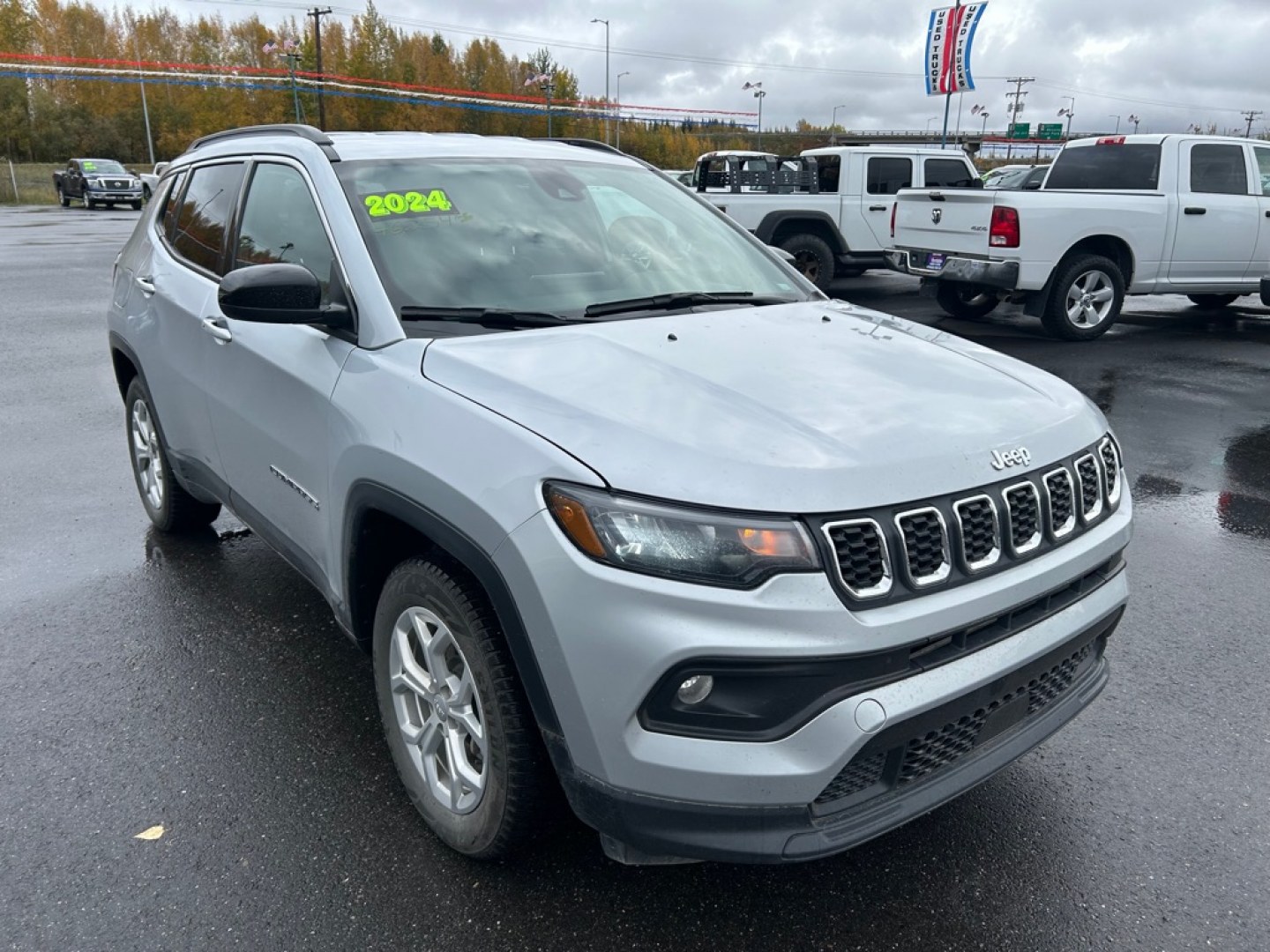 2024 SILVER JEEP COMPASS LATITUDE (3C4NJDBN2RT) with an 2.0L engine, Automatic transmission, located at 2525 S. Cushman, Fairbanks, AK, 99701, (907) 452-5707, 64.824036, -147.712311- Photo#1